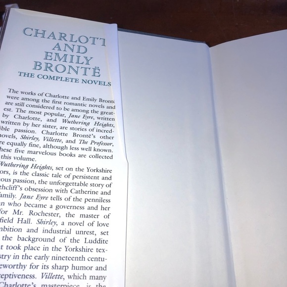 Charlotte and Emily Bronte: The Complete Novels - Picture 3 of 9